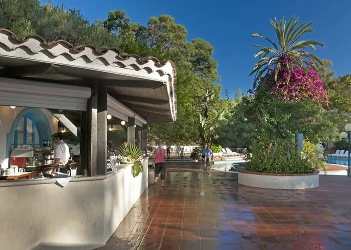 Otel Arbatax Park - 4*